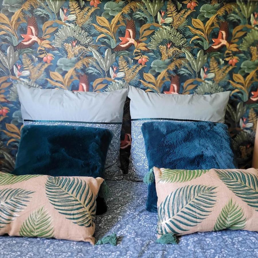Bed and Breakfast A L'Ombre De La Treille -Proche Saint-Emilion Екстер'єр фото
