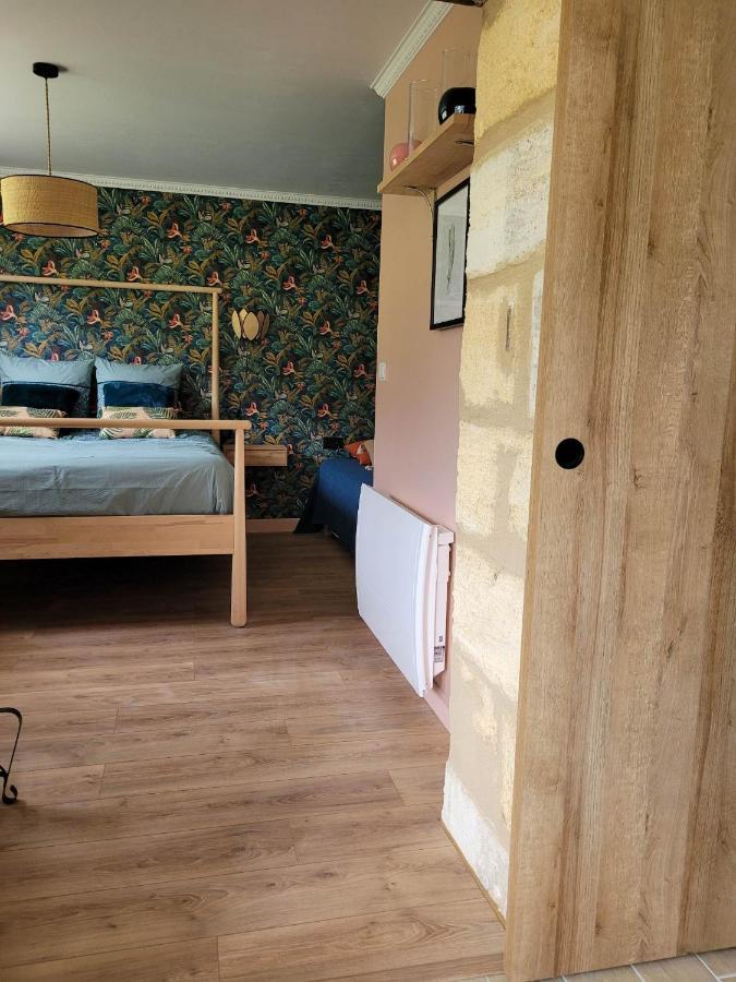 Bed and Breakfast A L'Ombre De La Treille -Proche Saint-Emilion Екстер'єр фото
