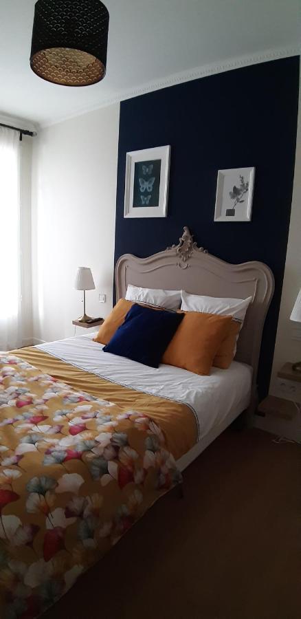 Bed and Breakfast A L'Ombre De La Treille -Proche Saint-Emilion Екстер'єр фото